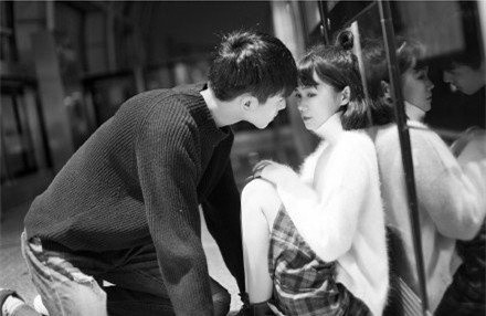 为了那个远方，你要奋不顾身。<br />
