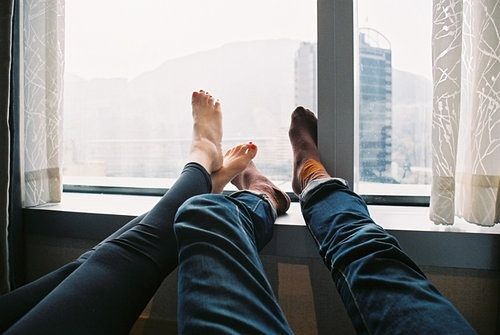 有的人慢热是因为怕被辜负，毕竟每一次投入都是倾尽所有。<br />
