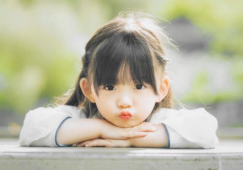 要么出众，要么出局。<br />
